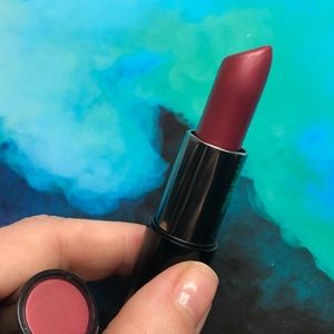 Mary Kay Lipstick In Berry Kiss